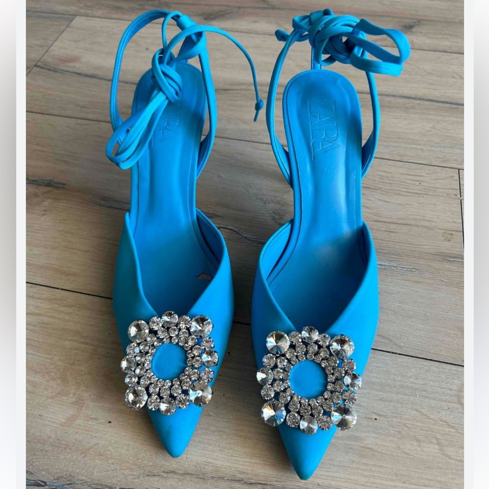 Zara women’s blue rhinestone slingback heels